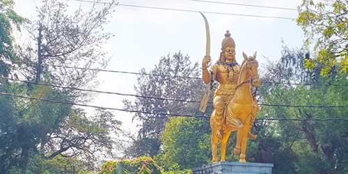 King Sangiliyan Statue, Nallur Jaffna